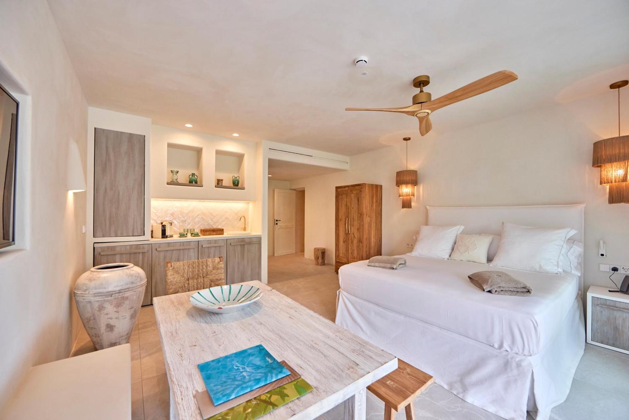 Mar Suites Formentera By Universal Beach Hotels Es Pujols Exterior photo