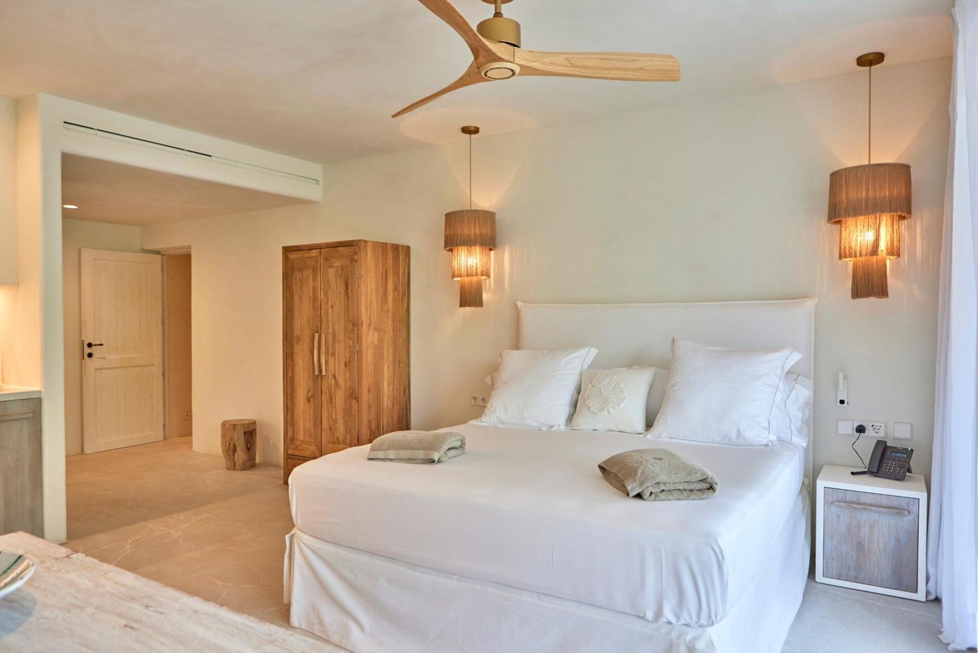 Mar Suites Formentera By Universal Beach Hotels Es Pujols Exterior photo