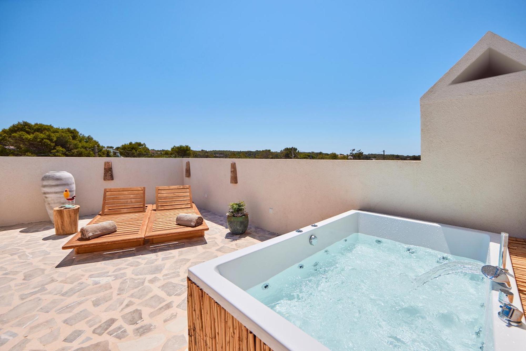 Mar Suites Formentera By Universal Beach Hotels Es Pujols Exterior photo